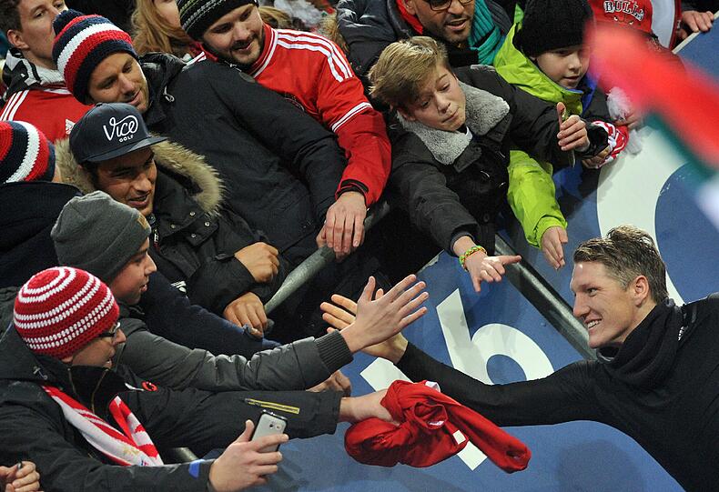 Schweinsteiger begrüßte seinen Bruder Tobias Schweinsteiger nach dem Spiel auf der Tribüne