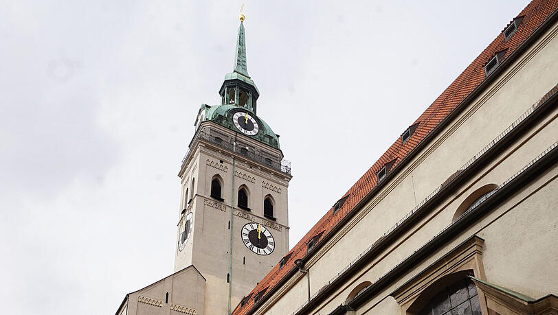 Wegen Sanierung gesperrt: der Alte Peter im Herzen der Stadt. Wegen Sanierung gesperrt: der Alte Peter im Herzen der Stadt.