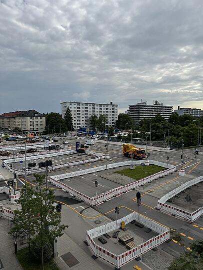 So sieht die Baustelle auf der Fürstenrieder Straße gerade aus. Bei der CSU landen viele Beschwerden.