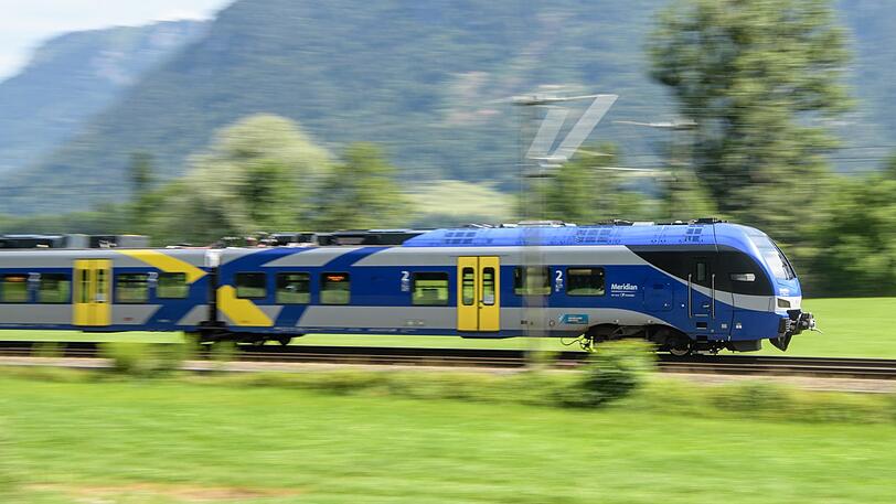 Der Meridian ist ein Nahverkehrs-Zugangebot der zu Transdev gehörigen Bayerischen Oberlandbahn (BOB).