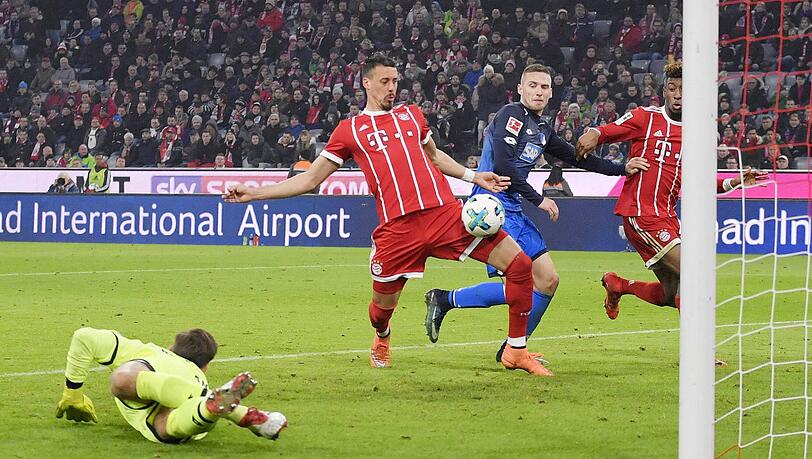 Kam im Januar von 1899 Hoffenheim zum FC Bayern: Sandro Wagner (Mi.). Kam im Januar von 1899 Hoffenheim zum FC Bayern: Sandro Wagner (Mi.).