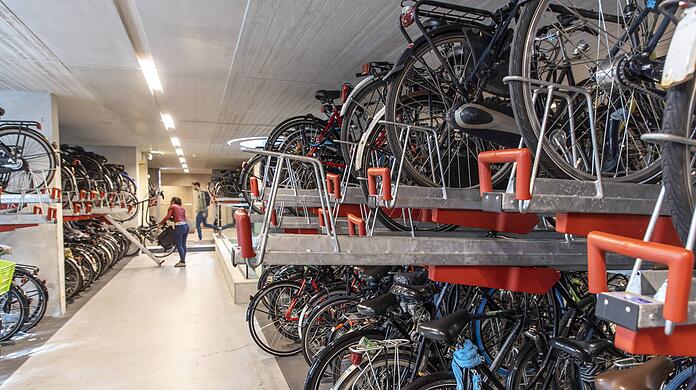 Vorbild für München: Das Fahrrad-Parkhaus im niederländischen Utrecht bietet über 13.000 Stellplätze.