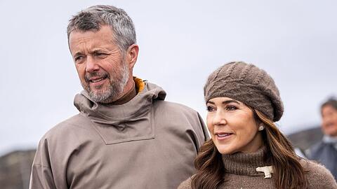 König Frederik und Königin Mary trauern um einen engen Freund der Familie, der bei einem Skiunfall ums Leben gekommen ist.