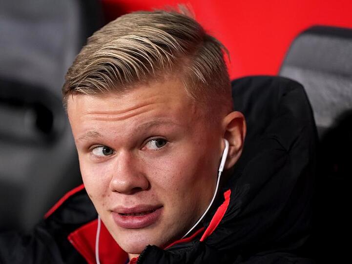 Borussia Dortmung bemüht sich um eine Verpflichtung von Erling Haaland.