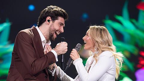 "Die Helene Fischer-Show": Alvaro Soler und Helene Fischer.
