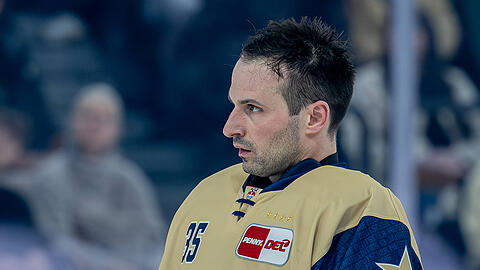 Mathias Niederberger vor dem Spiel gegen Wolfsburg, das er verletzungsbedingt fr&uuml;hzeitig beenden musste.