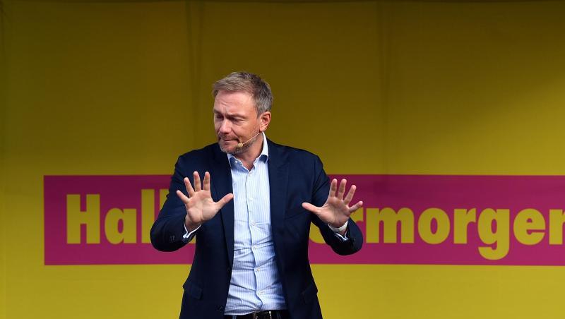 Muss noch abwarten: FDP-Chef Christian Lindner. Muss noch abwarten: FDP-Chef Christian Lindner.