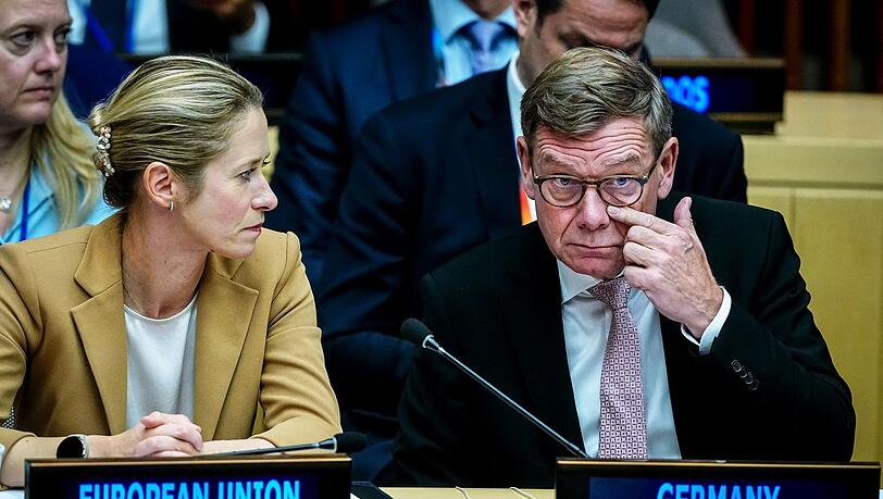 Außenminister Johann Wadephul (CDU, hier mit der EU-Außenbeauftragten Kaja Kallas) bei einem Treffen der G20-Außenminister am Rande der UN-Vollversammlung in New York.