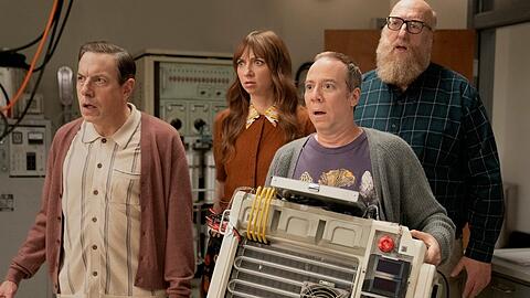 John Ross Bowie, Lauren Lapkus, Kevin Sussman und Brian Posehn (v.l.n.r.) in "Stuart Fails to Save the Universe".