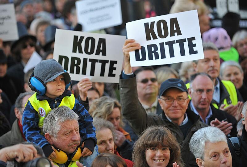 Die Stadtratskandidaten der SPD im Münchner Süden sprechen sich klar gegen die dritte Startbahn aus.