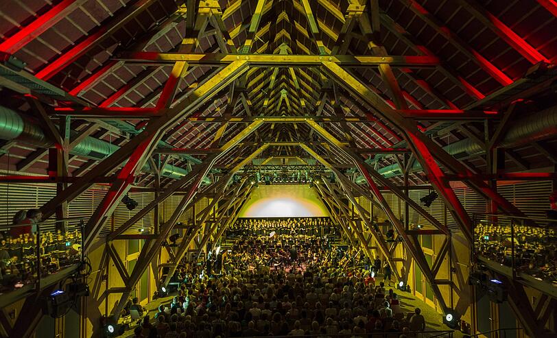 So voll wie vor einigen Jahren bei einer Aufführung von Carl Orffs &bdquo;Carmina Burana&ldquo; wird es heuer im Andechser Florianstadl nicht werden.