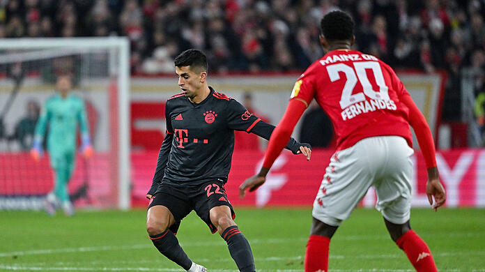 Fügte sich direkt ins Bayern-Spiel ein: Neuzugang Joao Cancelo.
