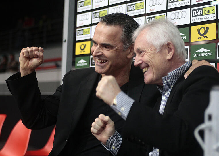 Trainer Dirk Bauermann und Vizepräsident Bernd Rauch.