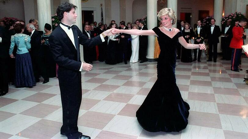 John Travolta und Prinzessin Diana beim gemeinsamen Tanz