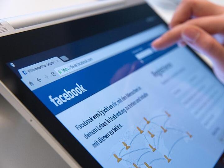 Facebook muss in Italien wegen der Weitergabe von Nutzerdaten eine hohe Strafe zahlen.