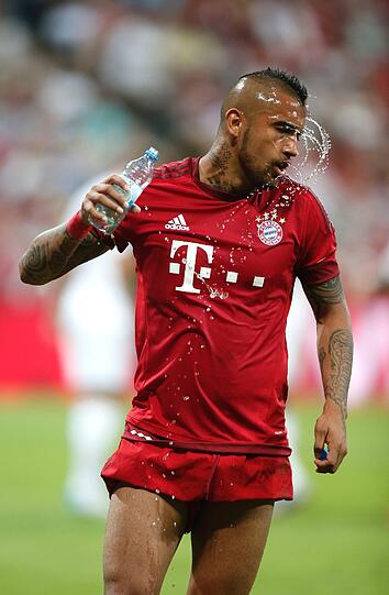 Arturo Vidal, Note 3: Wurde von Guardiola wegen falscher Laufwege ermahnt. Gefiel sonst aber mit großem Aktionsradius und viel Einsatz.