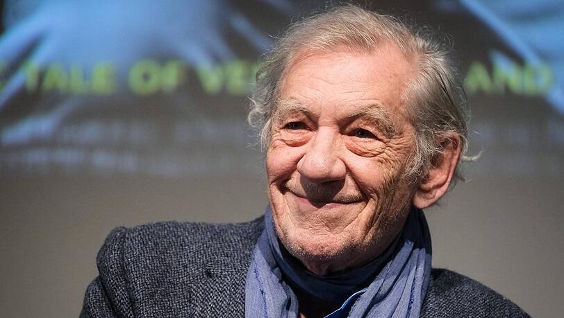 Ian McKellen wird bald ins Theater zurückkehren.