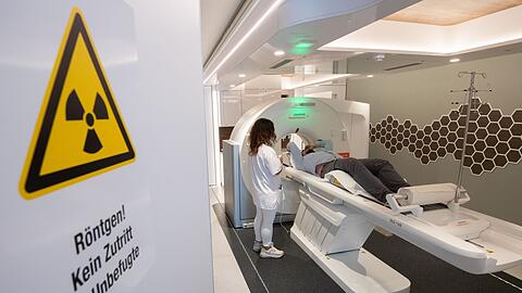 F&uuml;r Raucherinnen und Raucher gibt es ein neues kostenloses Angebot. (Archivbild)