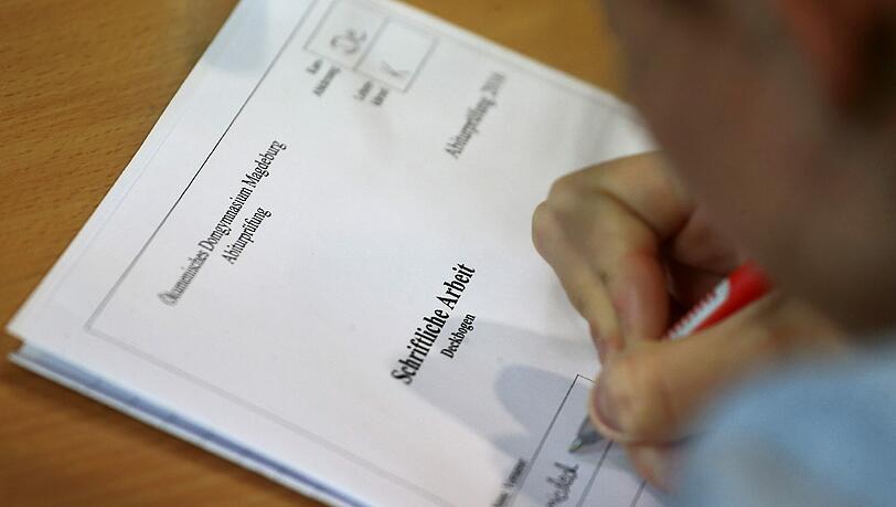"Für ein sehr gutes Abitur muss man sich nach wie vor auf den Hosenboden setzen". Foto: Jens Wolf/Archiv "Für ein sehr gutes Abitur muss man sich nach wie vor auf den Hosenboden setzen". Foto: Jens Wolf/Archiv
