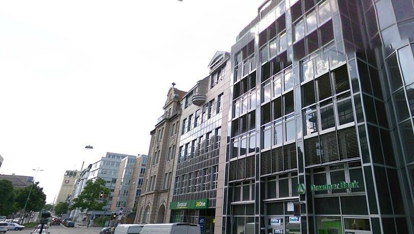 Das Haus Marsstraße 20 in der Maxvorstadt - als es hier noch die Filiale der Dresdner Bank gab. Die Räume im Erdgeschoss sind mittlerweile leer. Das Haus Marsstraße 20 in der Maxvorstadt - als es hier noch die Filiale der Dresdner Bank gab. Die Räume im Erdgeschoss sind mittlerweile leer.