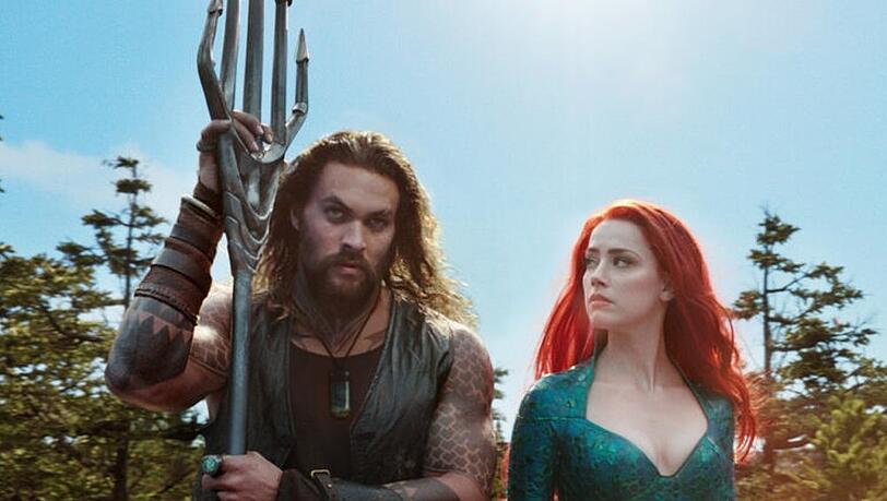 Jason Momoa und Amber Heard kehren als Aquaman und Mera zurück.