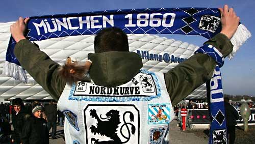 Zum nächsten Auswärtsspiel der Löwen nach Ingolstadt, wird auch ein Sonderbus für Jugendliche fahren. Zum nächsten Auswärtsspiel der Löwen nach Ingolstadt, wird auch ein Sonderbus für Jugendliche fahren.
