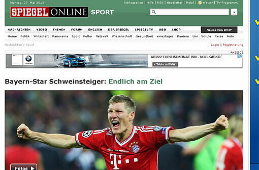 ...feiert auf der anderen Seite Bastian Schweinsteiger.