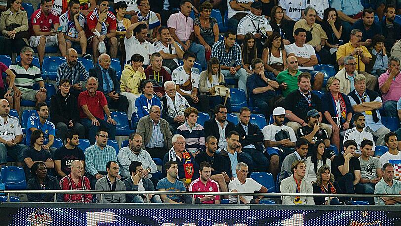 Real Madrid fegt den FC Basel weg. Real Madrid fegt den FC Basel weg.