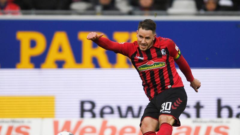 Der Freiburger Christian Günter führte seinen Club zum Sieg. Der Freiburger Christian Günter führte seinen Club zum Sieg.