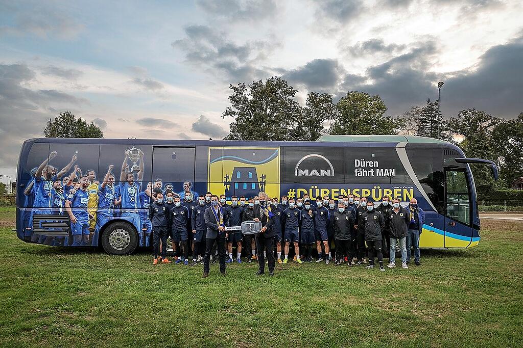 Wegen Chancengleichheit Sponsor Schenkt Bayerns Pokal Gegner Einen Bus Abendzeitung Munchen