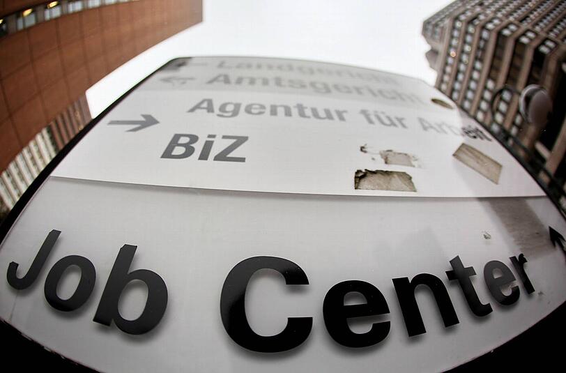 Hierher &ndash; und wieder weg? Die Wahrscheinlichkeit, einen neuen Job zu finden, sinkt jenseits der 50 deutlich.