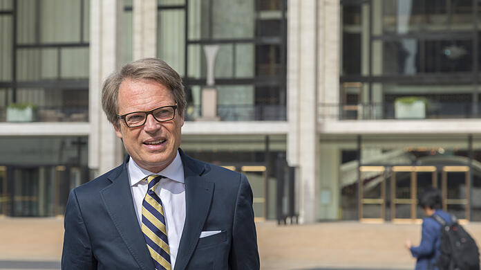 Der 59-jährige Münchner Andreas Schessl hat Horn und Betriebswirtschaft studiert, 1984 eine erste Konzertreihe organisiert und bis 1996 als Plattenmanager gearbeitet.