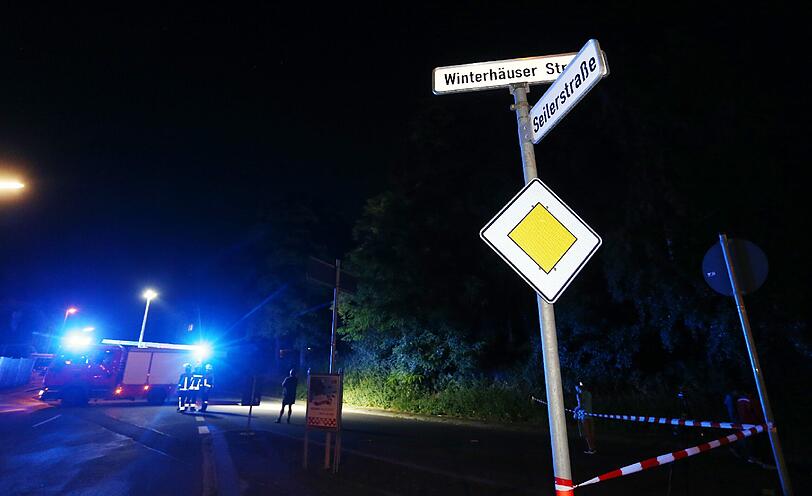 Ein 17-jähriger Afghane hat am Montagabend 21 Menschen in einem Regionalzug angegriffen. Die Bilder vom Tatort.