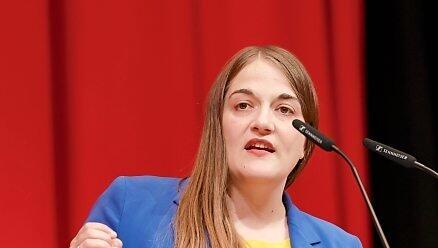 Bayerns SPD-Chefin Ronja Endres will im Wahlkampf mit Inhalten punkten. Den politischen Gegner will sie dabei nicht diffamieren. Bayerns SPD-Chefin Ronja Endres will im Wahlkampf mit Inhalten punkten. Den politischen Gegner will sie dabei nicht diffamieren.
