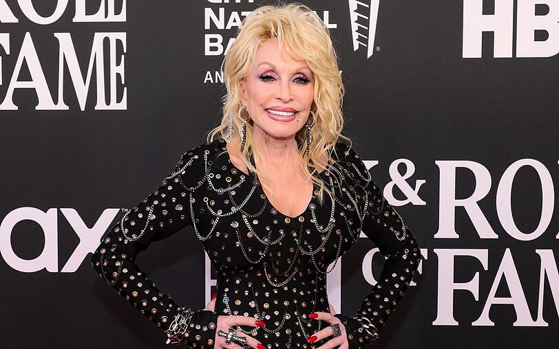 Dolly Parton galt als "Königin des Country". Nun ist die ikonische Sängerin und Schauspielerin verstorben. Dolly Parton galt als "Königin des Country". Nun ist die ikonische Sängerin und Schauspielerin verstorben.