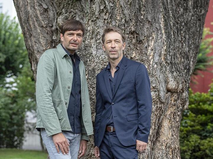 Beifall in Locarno für Ulrich Köhler (l) und Henner Winckler.