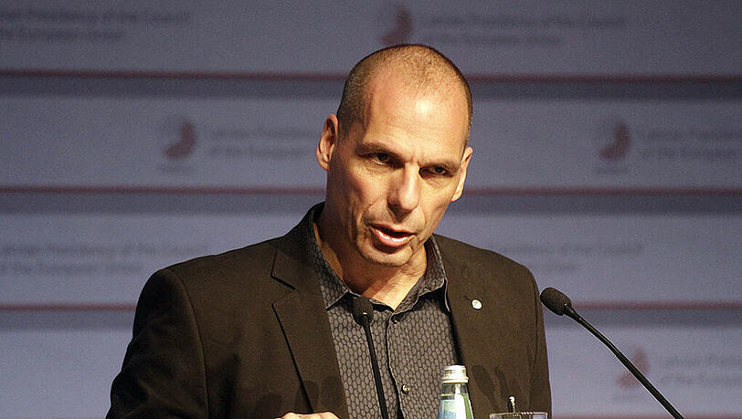 Yanis Varoufakis redet in Riga vor den EU-Finanzministern. Yanis Varoufakis redet in Riga vor den EU-Finanzministern.