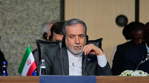 Der Iran will laut Außenminister Araghtschi nicht verhandeln, solange Israels Angriffe andauern.