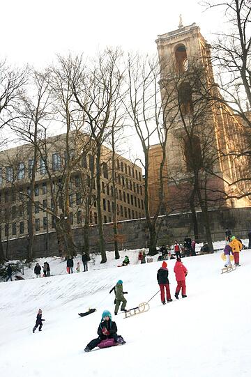 So schön ist die Landeshauptstadt im Winter.