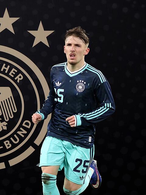 "Es soll nach Charakter und Spielwitz gehen": Lukas Poldi &uuml;ber Leannart Karl.