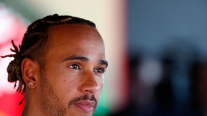 Setzt sich immer wieder öffentlich im Kampf gegen Rassismus ein: Lewis Hamilton.