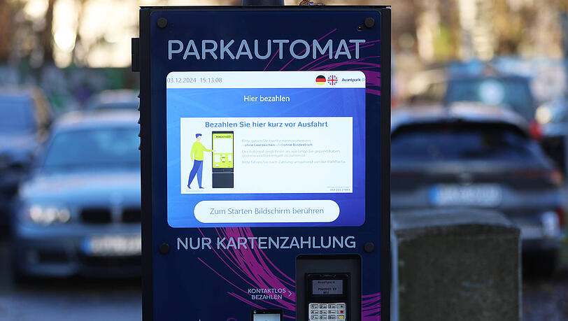 In München kann nur über die App HandyParken München oder bar bezahlt werden. 	An diesem Automaten funktioniert die Bezahlung  elektronisch und über QR-Code. (Symbolbild)