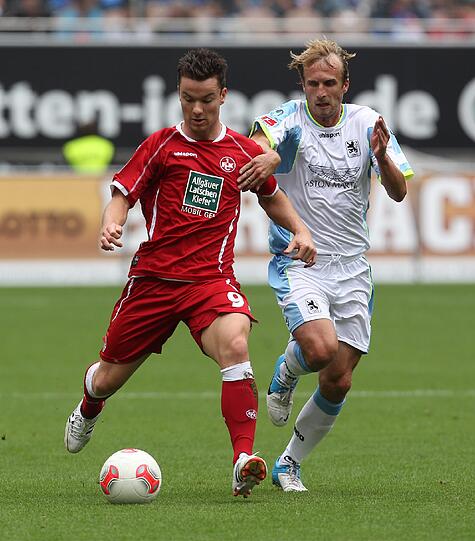 FCK gegen 1860: Alexander Baumjohann (l.) gegen Daniel Bierofka