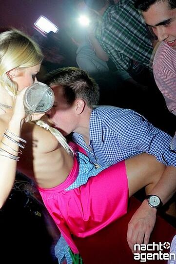 "Wies'n Pornös" in der Nachtgalerie! Mehr Bilder unter: www.nachtagenten.de
