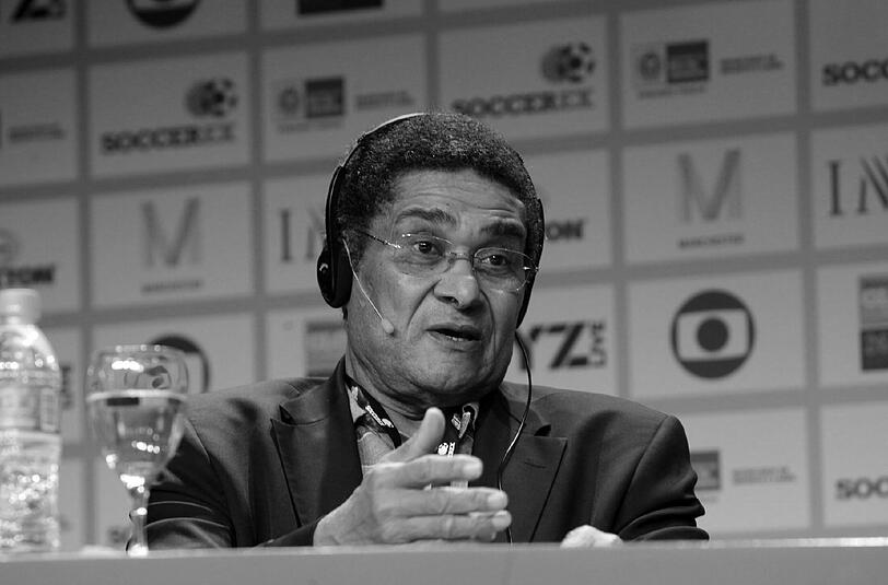 05.01. Eusébio da Silva Ferreira (71) Der Portugiese, kurz Eusébio genannt, spielte 15 Jahre für Benfica Lissabon. 1965 wurde der "Schwarze Panther" zu Europas Fußballer des Jahres gewählt.