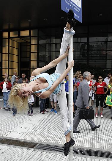 Die Pole Dancer erobern Buenos Aires.