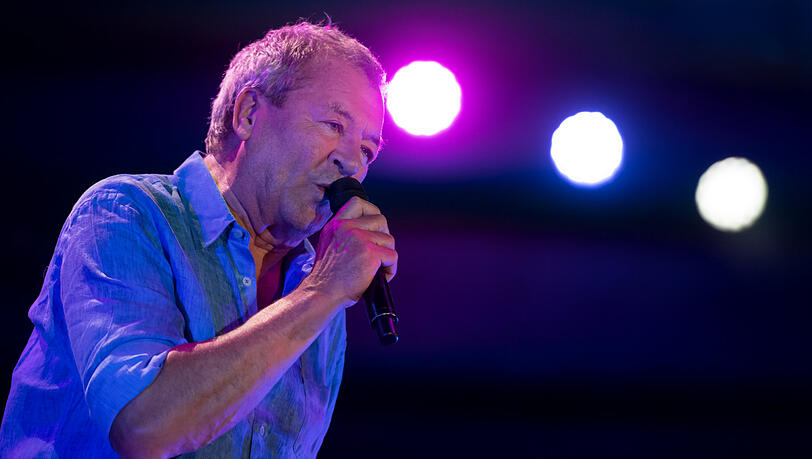 Ian Gillan hatte Startschwierigkeiten, dann aber rockte er wie in jungen Jahren (Archivbild). Ian Gillan hatte Startschwierigkeiten, dann aber rockte er wie in jungen Jahren (Archivbild).