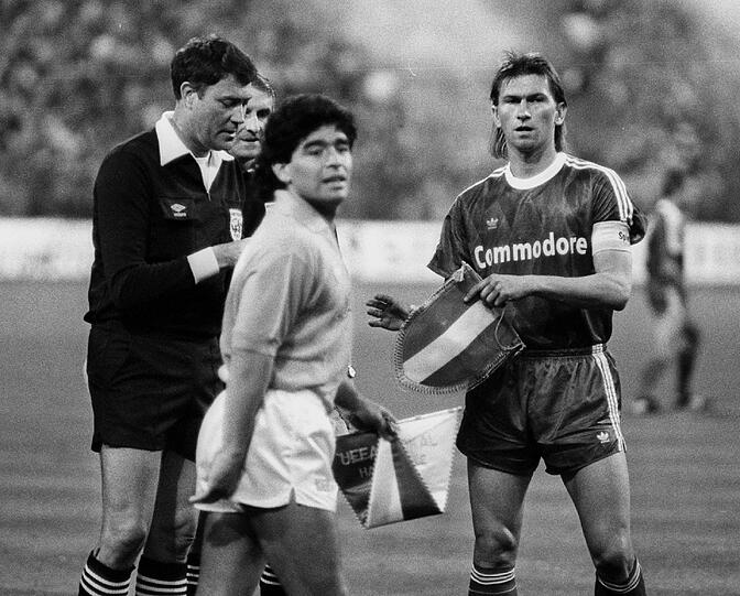 1984 bis 1991 war er der Kapitän der Bayern.