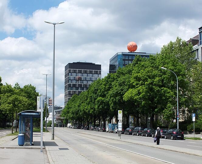 So schaut es an der Anzinger Straße derzeit noch aus: Statt einer Tram verläuft hier eine Busspur.