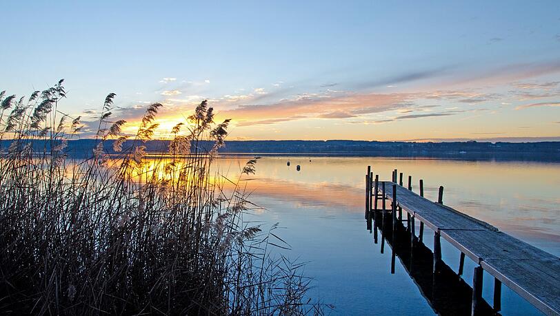 Die Bilder zeigen Ausschnitte in und um München. Zum Beispiel hier den Ammersee. Die Bilder zeigen Ausschnitte in und um München. Zum Beispiel hier den Ammersee.